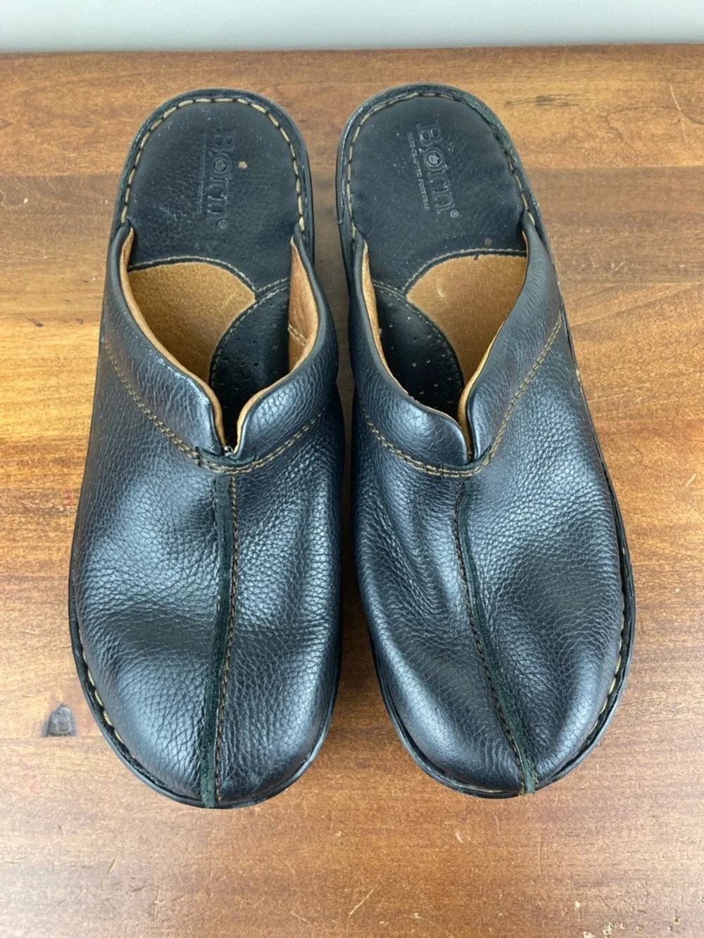 BORN Women’s Black Leather Mule Clog Slip On Shoes B73500 Size 8 (39) - Picture 8 of 11